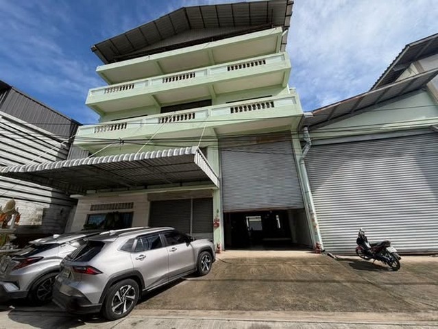 ให้เช่าโรงงาน/คลังสินค้า พื้นที่ใช้สอย 5520 ตรม. ซอยเอกชัย 94 บางบอน กรุงเทพ