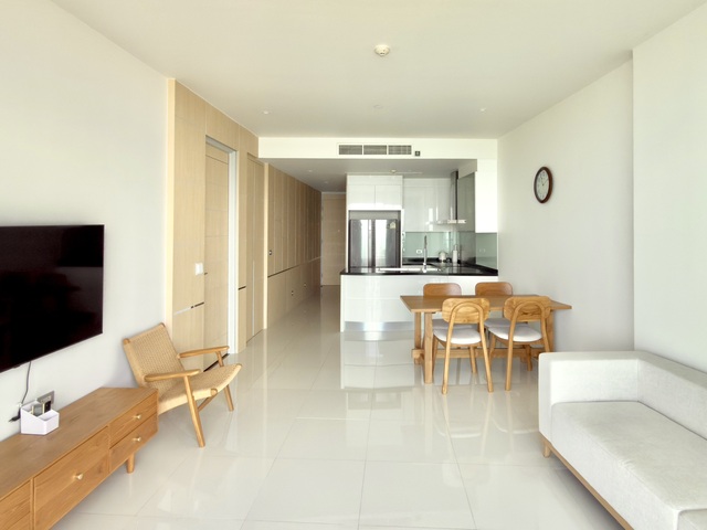 High-Floor 1-Bedroom with Stunning Sea View for Rent at Movenpick Residences Pattaya