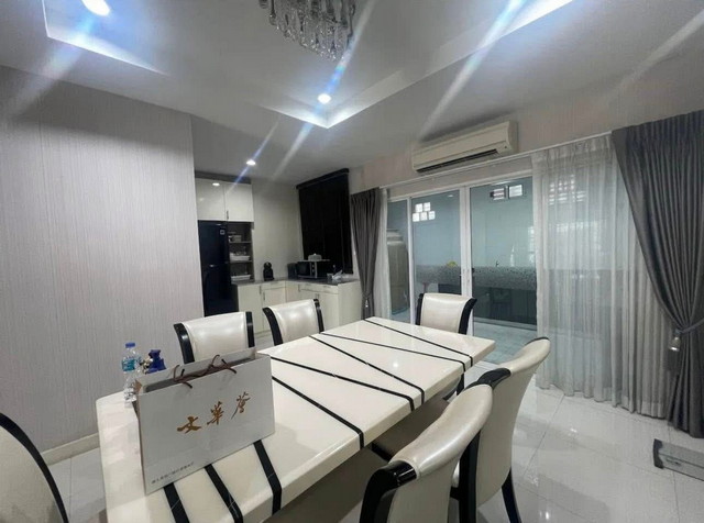 ให้เช่าทาว์นโฮม 3ชั้นหมู่บ้านภณาสิริเรสซิเด็นท์ 3ห้องนอน ซ.มัยลาภ มีเฟอร์ครบ พร้อมอยู่