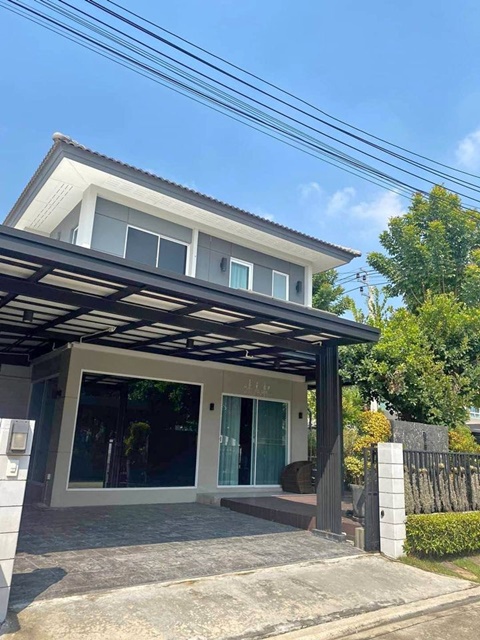 ให้เช่า บ้านเดี่ยว 2 ชั้น 3 นอน 4 น้ำ 52ตร.วา.210ตร.ม กันตนา 2.2 กม.  ตลาดพระเงิน 2.1 กม. .ม.มหิดล ศาลายา 7.6 กม.  5 แอร์ แหล่งช้อปปิ้ง