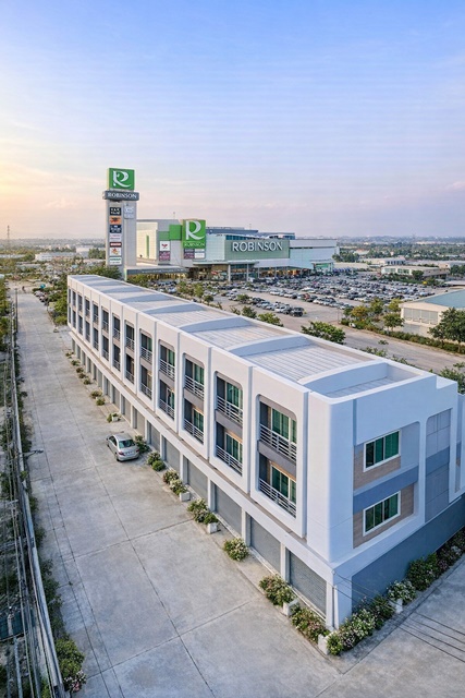 แม็คโคร ใกล้ โรบินสันไลฟ์สไตล์ บ่อวิน 300 ม.โลตัส บ่อวิน1กม. ว่าง17คูหา 250 ตร.ม. อาคารพาณิชย์ให้เช่า 3.5 ชั้น 3 นอน 3 น้ำ บ่อวิน