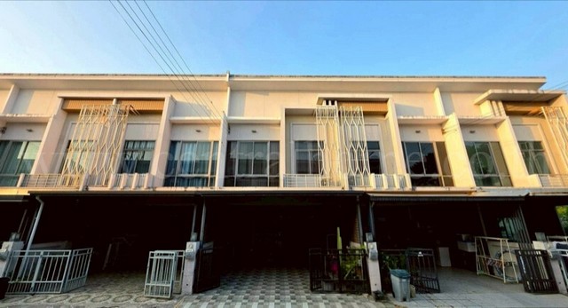 ทาวน์เฮ้าส์ เดอะ เมทโทร พระราม 9 - กรุงเทพกรีฑา ต่อเติมครบ พร้อมเข้าอยู่