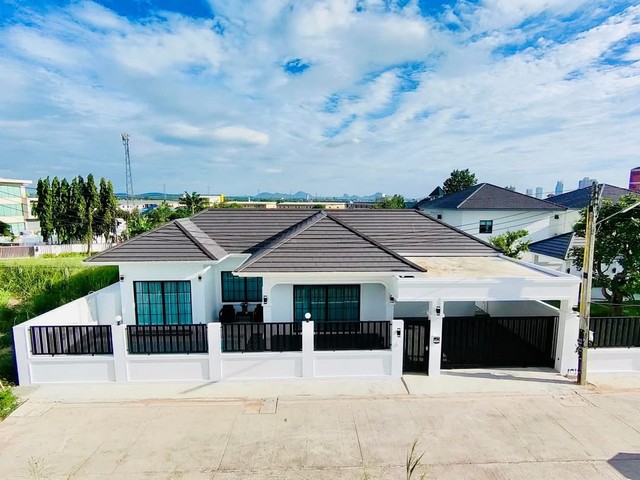 ขายบ้านเดี่ยว หมู่บ้าน TW. Garden Hillพูลวิลล่าสร้างใหม่  ห้วยใหญ่ เฟอร์ครบ นาจอมเทียน สัตหีบ ชลบุรี