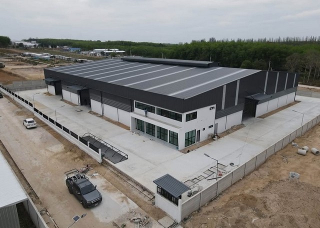 ขายและให้เช่าโรงงานนิคมพัฒนาระยอง พื้นที่ดินทั้งหมด 6 ไร่ ขนาดโรงงาน 5742 ตารางเมตร