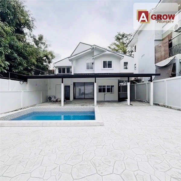 ให้เช่าบ้านเดี่ยว พร้อมสระว่ายน้ำส่วนตัว บ้านรีโนเวทใหม่ทั้งหลัง เหมาะแก่การอยู่อาศัยหรือจะทำโฮมออฟฟิศ