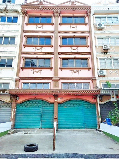 รร. หนองจอกพิทยานุสรณ์ 2.5 กมทำเลสุวินทวงศ์ 21-35  ตลาดลำผักชี 1.2 กม.ให้เช่าอาคารพาณิชย์ 4.5 ชั้น  21 ตร.วา. 350 ตร.ม.