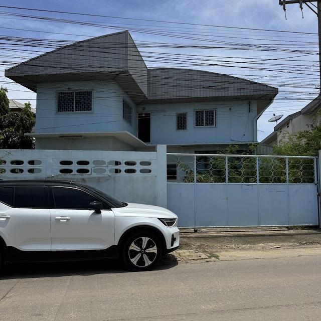 BR 1486  ให้เช่าโกดังราคาถูกมาก นาดี เมืองสมุทรสาคร ใกล้พระราม 2 พื้นที่ขนาดใหญ่ ใกล้ทางด่วน พร้อมที่พักอาศัย