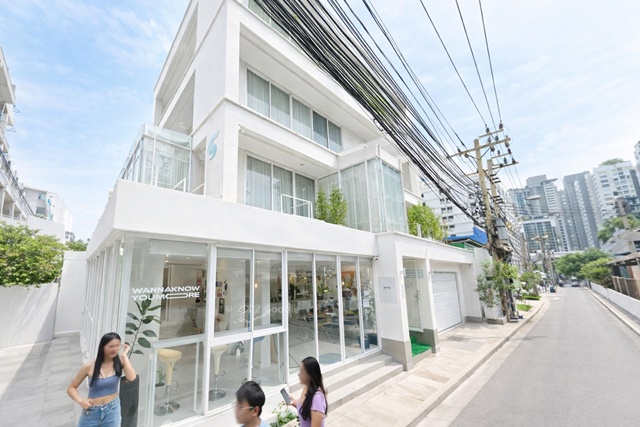 อาคารพาณิชย์ให้เช่า ชั้น2 อาคาร 4ชั้น 1 น้ำ 100 ตร.ม. MRT ห้วยขวาง 340ม.รัชดาภิเษก 10-18  เดอะสตรีท รัชดา 1.3 กม.