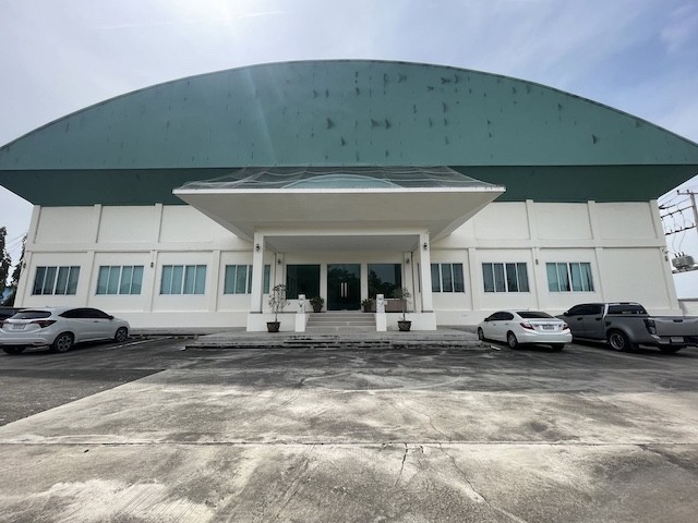 BST1298  ขายโรงงานพร้อมสำนักงาน มีใบอนุญาต รง.4 ตำบลบ่อเงิน อำเภอลาดหลุมแก้ว จังหวัดปทุมธานี โรงงานพร้อมใช้งาน บนที่ดินกว่า 6 ไร่