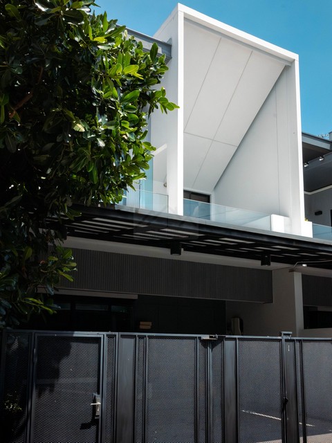 ขายบ้านเดี่ยว 2 ชั้นหลังริม 225 ตรม. วีเว่ บางนา กม. 7 Vive Bangna km.7 โครงการแรก ลักษณะ Gallery House ใกล้เมกะบางนา