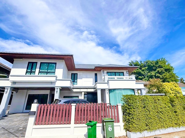 เพอร์เฟค เฟอร์ เครื่องใช้ไฟฟ้า ต้อนรับต่างชาติ คฤหาสน์ ให้เช่า 5นอน นานาชาติ RIS รามคำแหง164  5นอน ลด 50% เหลือ 74999B-M  6น้ำ 150 ตรว