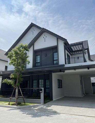 ปล่อยเช่าบ้านหรู Centro Bangna บ้านพลังงานดี พร้อมเปิดรับความสำเร็จและความสุข