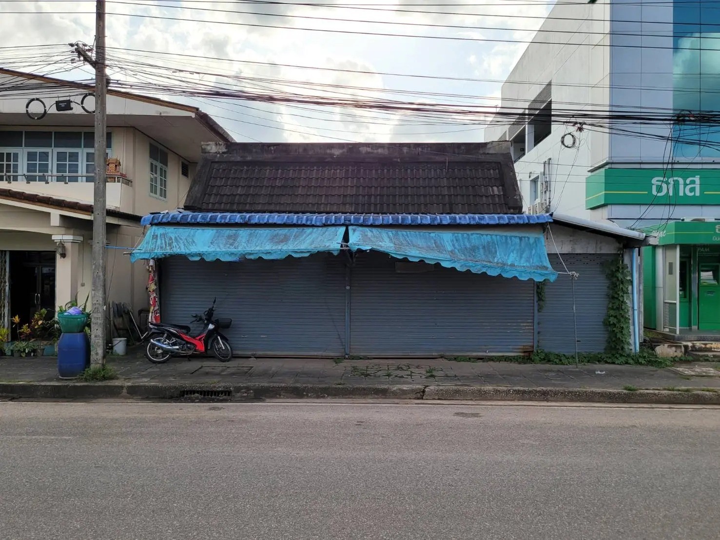 ขาย บ้านเดี่ยว เขาพนม จังหวัดกระบี่  ถนนสายเหนือคลอง-ควนสว่าง  ราคาโปรโมชั่น ลดพิเศษ