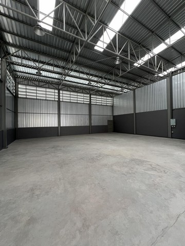 รหัสC7056 ให้เช่าโกดังพร้อมออฟฟิศ พื้นที่200 ตารางเมตร ย่านประชาอุทิศ 90 พระสมุทรเจดีย์ ใกล้ถนนสุขสวัสดิ์