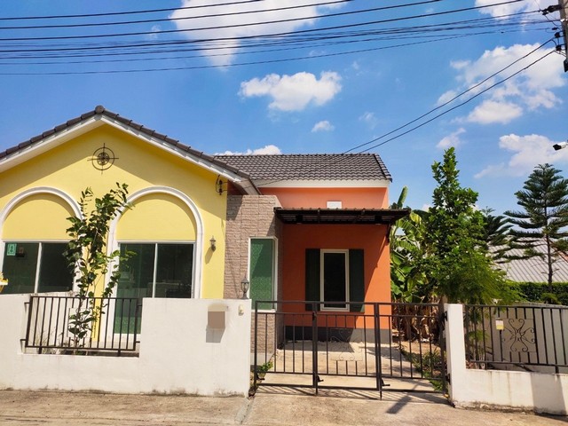 ขายทาวน์เฮ้าส์มือสองปลวกแดง  โครงการดี เดอะวัลเลย์ ปลวกแดง  ระยอง