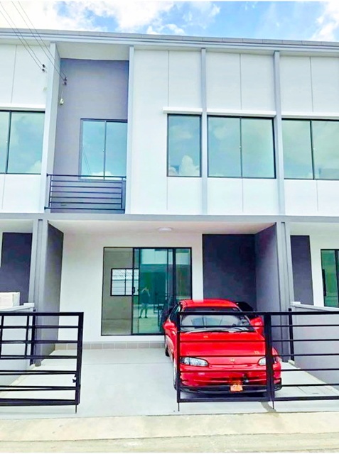 สะพานพระราม4 2.97กม. ชัยพฤกษ์-แจ้งวัฒนะ ทาวน์โฮม 2 ชั้นให้เช่า 3 นอน 2 น้ำ ใกล้ตลาดสมบัติบุรี 2.9 กม.