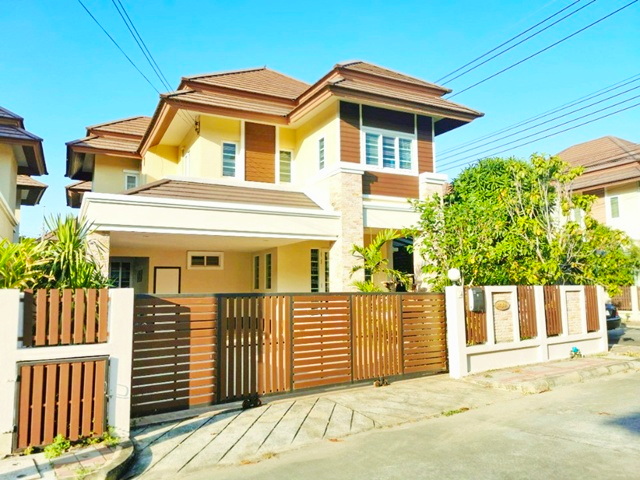 ถูกที่สุดใน3โลก คฤหาสน์หรูสไตล์รีสอร์ท นาวงประชาพัฒนา ม.รังสิต 2.16กม. 3 นอน โรบินสัน ศรีสมาน 2.5 กม. 3 น้ำ  2 ชั้น หลังมุม  65 ตร.ว.