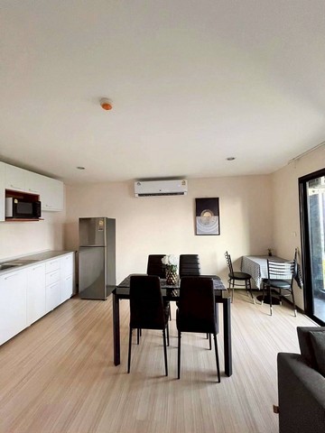 เฟรช คอนโดมิเนียม ทำเลกลางเมืองสไตล์รีสอร์ท ใกล้รถไฟฟ้าถึง 3 สาย แบบโลว์ไรส์