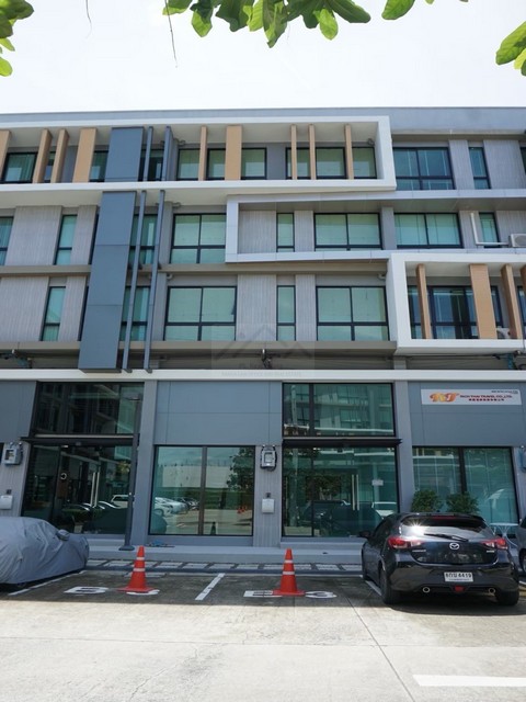 ให้เช่าโฮมออฟฟิศ 4 ชั้น ห้องมุม  363 ตรม. โครงการ Nirvana@Work ลาดพร้าว–เกษตรนวมินทร์