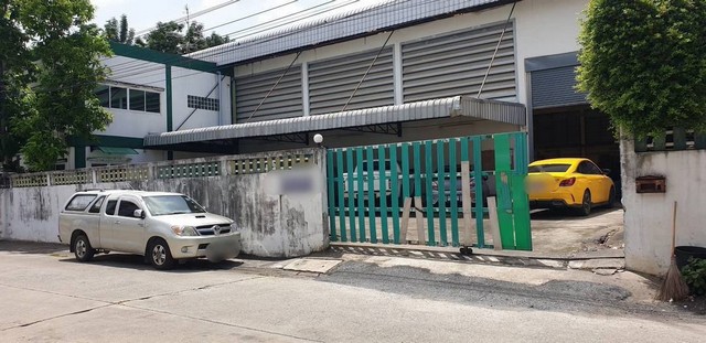 ขายโกดังโรงงาน 1200 ตร.ม.  ผังสีม่วงเข้ม เนื้อที่ดิน 338 ตารางวา ต.บางเสาธง อ.บางเสาธง จ.สมุทรปราการ