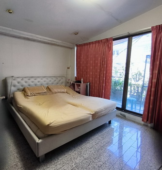 ขายทาวน์เฮ้าส์ 2 คูหาติดกัน! หมู่บ้านทรัพย์สมบูรณ์ (ประชาอุทิศ 91) ราคา 7000000 บาท