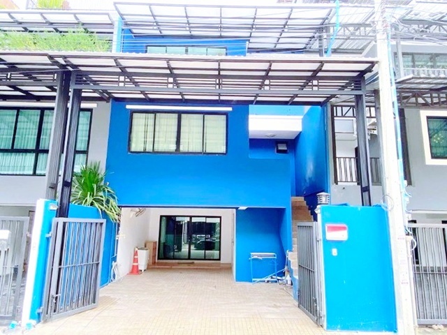 BTS ภาวนา 1กม. บ้านกว้าง 6.5 ม.ถ.ลาดพร้าว37-45  ให้เช่าโฮมออฟฟิศ 5 ชั้นเล่นระดับ 33 ตร.วา. 250 ตร.ม. นานาชาติโอ๊คเบอรี พร้อมเฟอร์ฯ 4 นอน