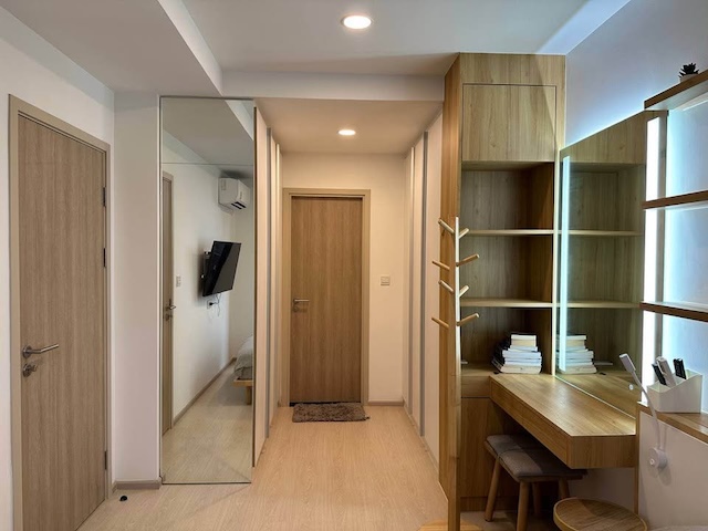 Noble Ambience Sukhumvit 42 spacious safe 7th floor BTS Ekkamai