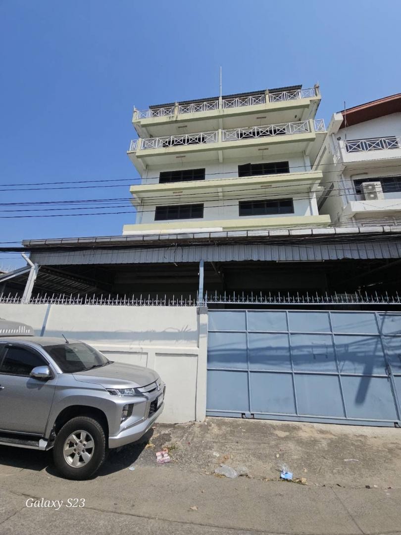 ให้เช่าอาคารพานิชย์ 6 ชั้น 1000 ตร.ม. ถนนสุขุมวิท 93 มีลิฟท์ เขตพระโขนง ใกล้ BTS อ่อนนุช