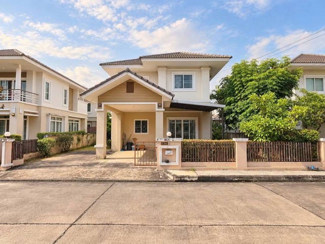 บ้านใหม่สุดของโครงการ พร้อมเข้าอยู่ เดินทางสะดวก ลากูน่า10 รวมโชค