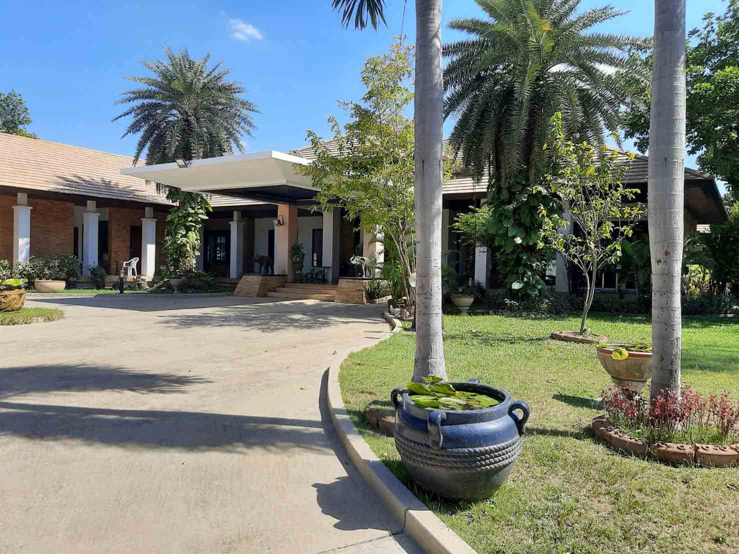 ขายบ้านเดี่ยว 2 ชั้น 4-2-0 ไร่ หมู่บ้านเมืองเอก ติดมหาวิทยาลัยรังสิต อ.เมือง จ.ปทุมธานี