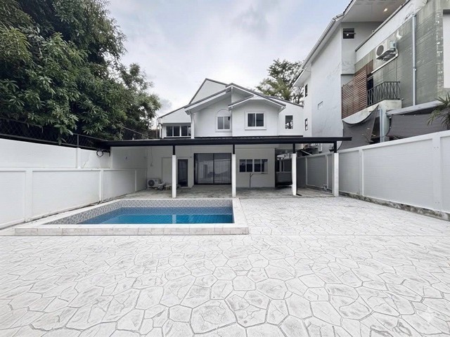 รหัสC7315 ให้เช่าบ้านเดี่ยวสระว่ายน้ำส่วนตัว ทำเลใจกลางเมือง ย่านลาดพร้าว สุทธิสาร ใกล้ MRT ห้วยขวาง