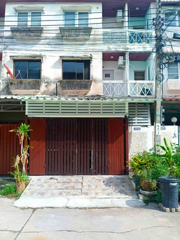 ขายบ้านทาวน์โฮม 3 ชั้นหมู่บ้านรัชดาสวนธน ประชาอุทิศ 71 เขตทุ่งครุ กรุงงเทพ