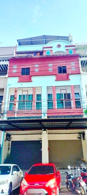 อาคารพาณิชย์ 4.5 ชั้น 2 คูหา รพ.สินแพทย์รามอินทรา 300 ม.MRTคู้บอน 800ม. แม็คโคร รามอินทรา 200 ม.