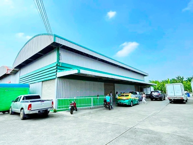 ซอยบางแค ม.กาญจนาภิเษก เทอดไท ใกล้เดอะมอลล์บางแค 900 ม. 100ตร.ว. 350ตร.   โกดังให้เช่าพร้อมออฟิศ 1 นอน 1 น้ำ