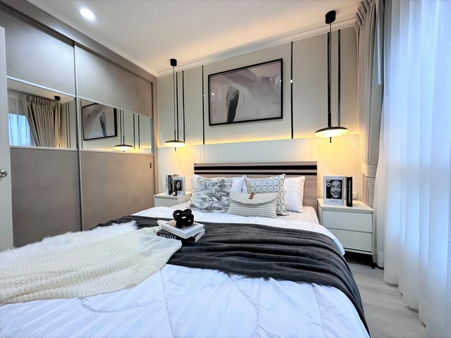 Y1001ขาย ลุมพินี พาร์ค ริเวอร์ไซด์ - พระราม 3 เพียง 400ม.BRT วัดดอกไม้ พาดหัว (ไทย)