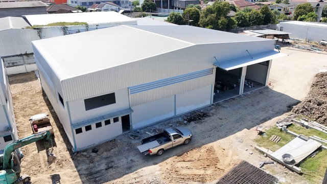 ให้เช่าโกดังพนัสนิคมชลบุรี พื้นที่สีส้ม ขอ รง.4 ได้ ติดถนนหลัก เหมาะสำหรับเก็บสินค้า–กระจายสินค้า–โรงงานขนาดเล็ก