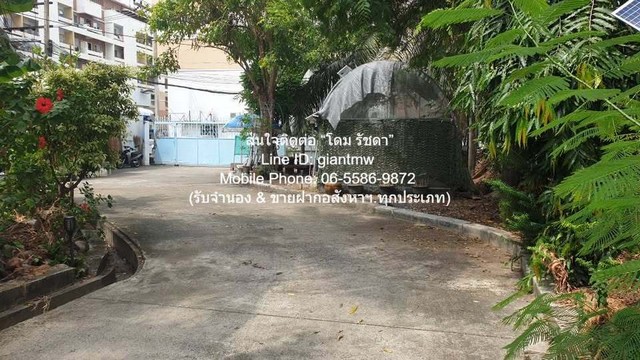 พื้นที่ดิน ขายที่ดินบ้านสวนแปลงใหญ่ ใจกลางเมือง เนื้อที่ 493 ตร.ว. (ใกล้ MRT พระราม 9) 120 ล้านบาท  ใหญ่ 493 ตร.ว. 120000000 BAHT. ไม่ไกลจาก MRT พระราม 9 สภาพแวดล้อมดี เป็นที่ดินบ้านสวนทรงสี่เหลี่ยมผืนผ้า ใจกลางเมือง (ใกล้ MRT พระราม 9) อยู่ในทำเลที่