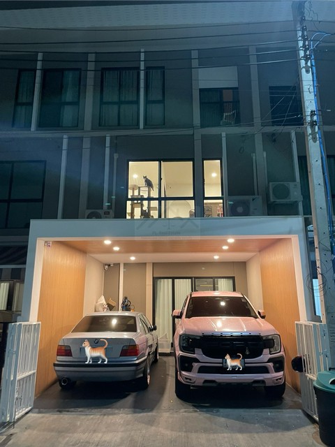 ขายทาวน์โฮม 3 ชั้น 191 ตรม. Patio ศรีนครินทร์-พระราม9 (กรุงเทพกรีฑา) ติดสนามกอล์ฟกรุงเทพกรีฑา ใกล้รร.นานาชาติ Wellington