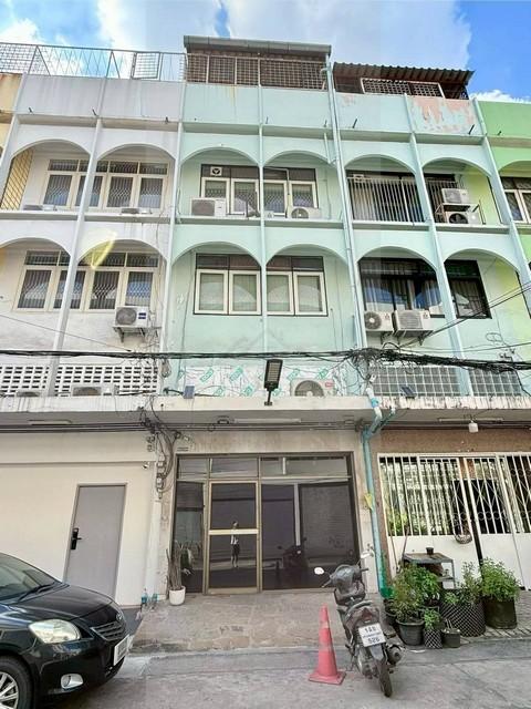 HR 6233 ให้เช่าอาคารพาณิชย์ 4 ชั้น รวมชั้นลอย ทำเลทอง ย่านพระราม 9 รัชดา ซอยทรัพย์ธานี ดินแดง สามารถรีโนเวตตกแต่งได้