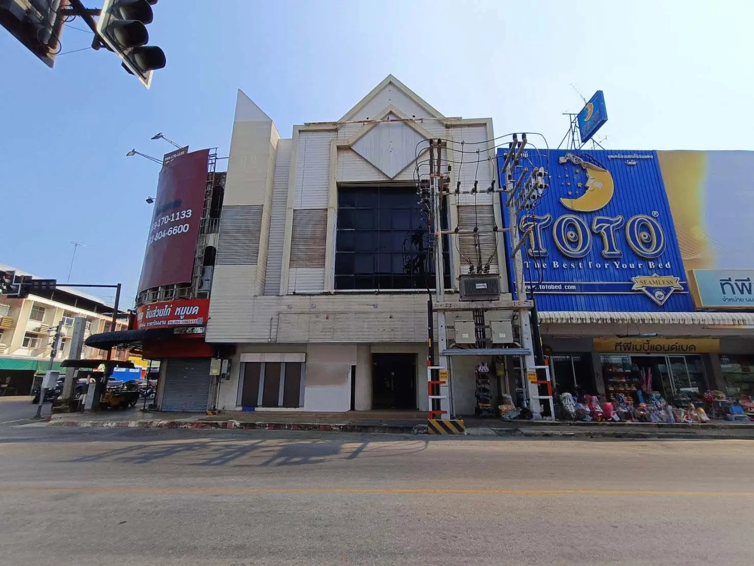 ขาย สำนักงาน กำแพงเพชร ถนนบำรุงราษฎร์ ราคาโปรโมชั่น ลดพิเศษ