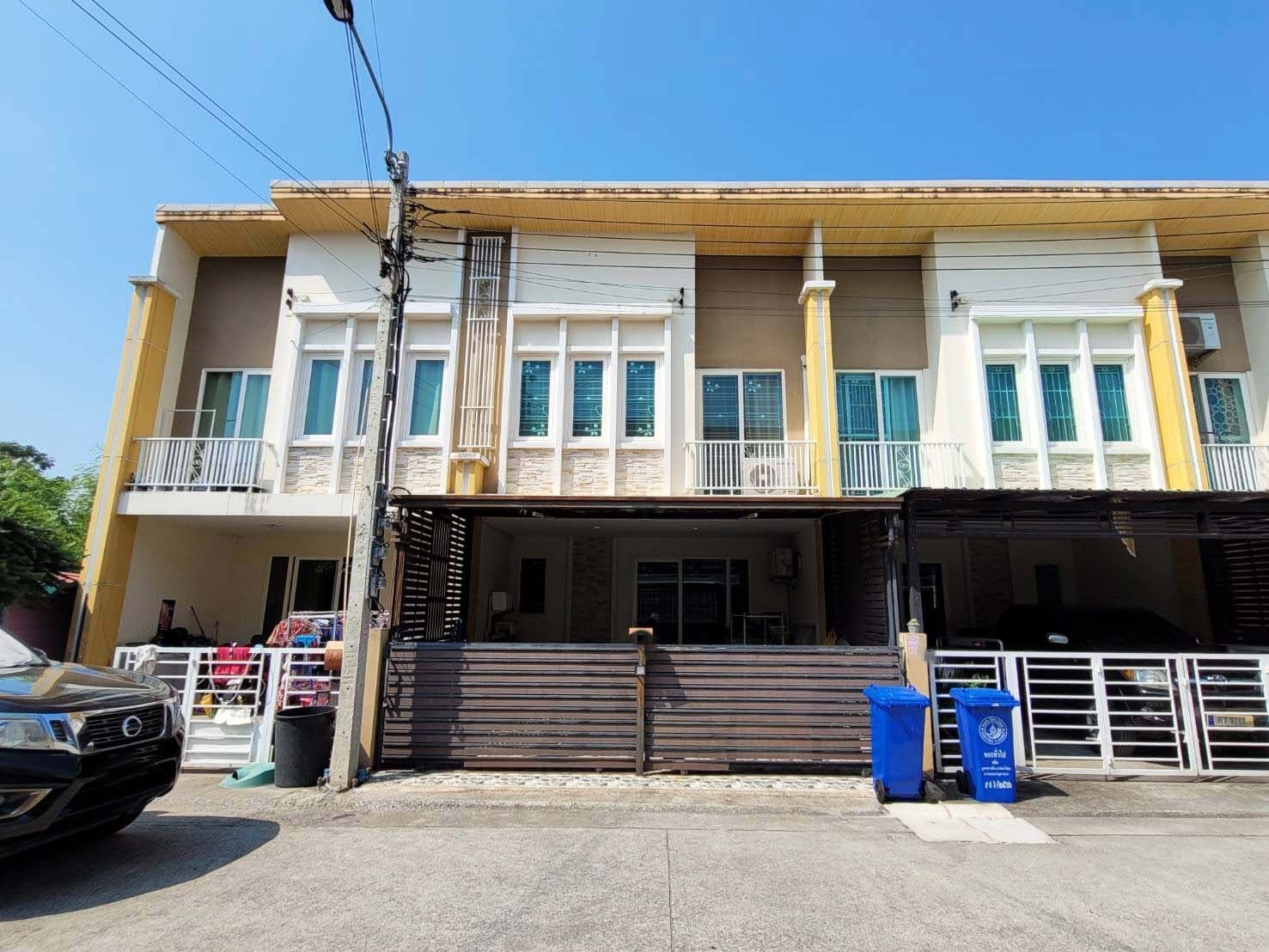 ขาย ทาวน์เฮ้าส์ โกลเด้นท์ทาวน์ ชัยพฤกษ์-วงแหวน อำเภอ ไทรน้อย จังหวัด นนทบุรี