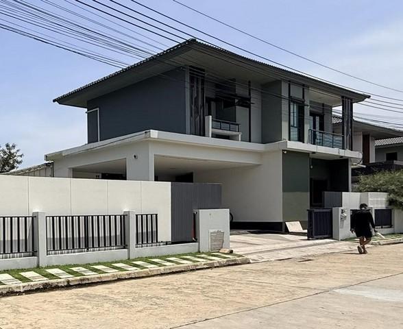 ให้เช่าบ้านเดี่ยว 2 ชั้น 93 ตร.ว. หมู่บ้านสราญสิริ ศรีวารี บางเสาธง สมุทรปราการ