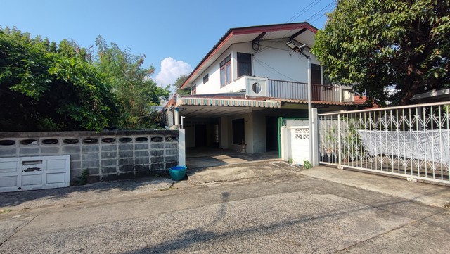 รหัส  SHO690310 บ้านลาดปลาเค้า FOR SALE บ้าน นครหลวงนิเวศน์ ขนาดเท่ากับ 88 ตร.ว. 0 ngan 0 RAI 9500000 BAHT. ใกล้ เสนานิคม ราคานี้คุ้มยิ่งกว่าคุ้ม
