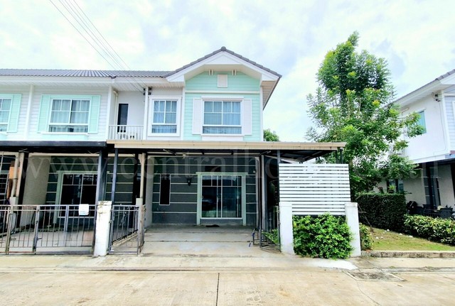 ลดราคาด่วน ทาวน์โฮม โมดิ วิลล่า รังสิต คลอง 7 หลังริม พร้อมอยู่