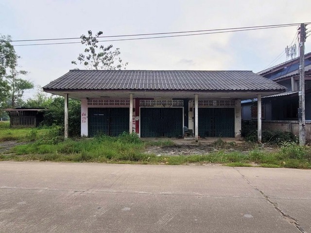 ขาย ที่ดินพร้อมสิ่งปลูกสร้าง บ้านนา ชุมพร  ถนนสายวัดบ้านนา  ราคาโปรโมชั่น ลดพิเศษ