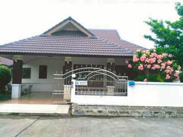 บ้านชั้นเดียว บรรยากาศน่าอยู่ เดินทางสะดวก ล้านนาวิลเลจ ป่าแดด