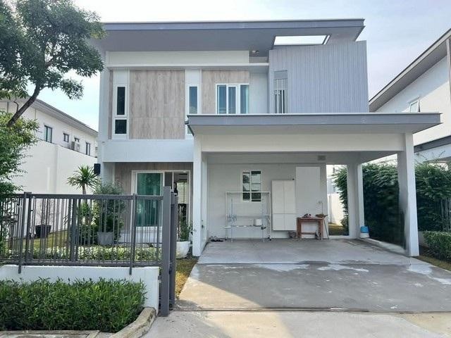 ขายบ้านเดี่ยว บ้านคุณภาพจาก Land &amp Houses แปลงมุม โครงการพฤกษ์ลดา ทางด่วนรามอินทรา-จตุโชติ หันหน้าทิศตะวันออกเฉียงใต้