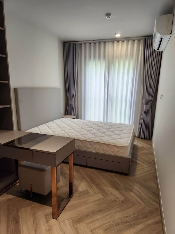 Chapter Thonglor 25 safe quiet spacious 2nd floor BTS Thonglor