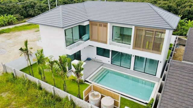 Pool Villa สุดหรู บ้านปลอดฝุ่น วิวดอยสุเทพ เดินทางสะดวก เมืองเชียงใหม่