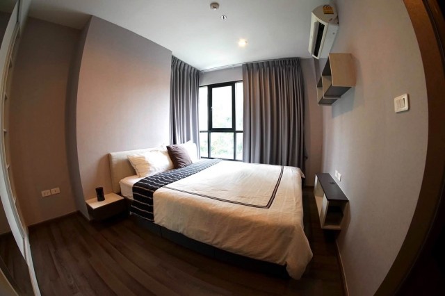The Base Park West Spacious Private 2nd Floor BTS Onnut